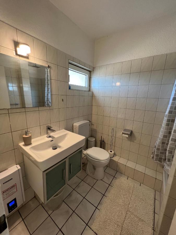 Gemuetliches Apartment In Essen Buitenkant foto